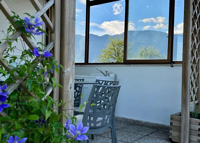Da Deki Con Ampio Terrazzo Vista Monte Grappa *